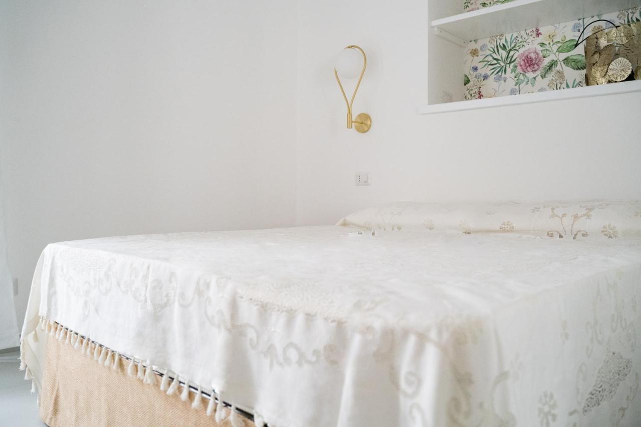 Corso Vittorio Elegant Suites Lipari מראה חיצוני תמונה
