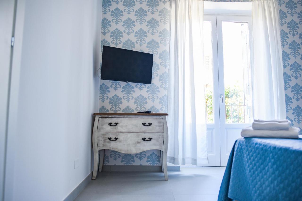 Corso Vittorio Elegant Suites Lipari מראה חיצוני תמונה